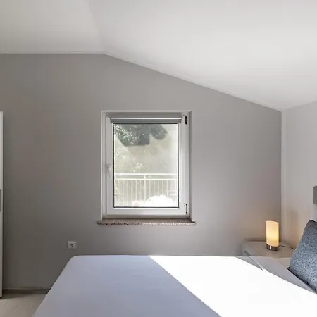 Seaview House - Magdalena - Leana - Happy Apartment Plomin