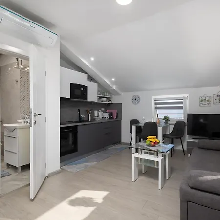 Apartment Seaview House - Magdalena - Leana - Happy